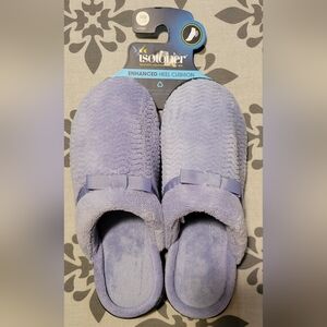 NWT Isotoner Women's Slippers
